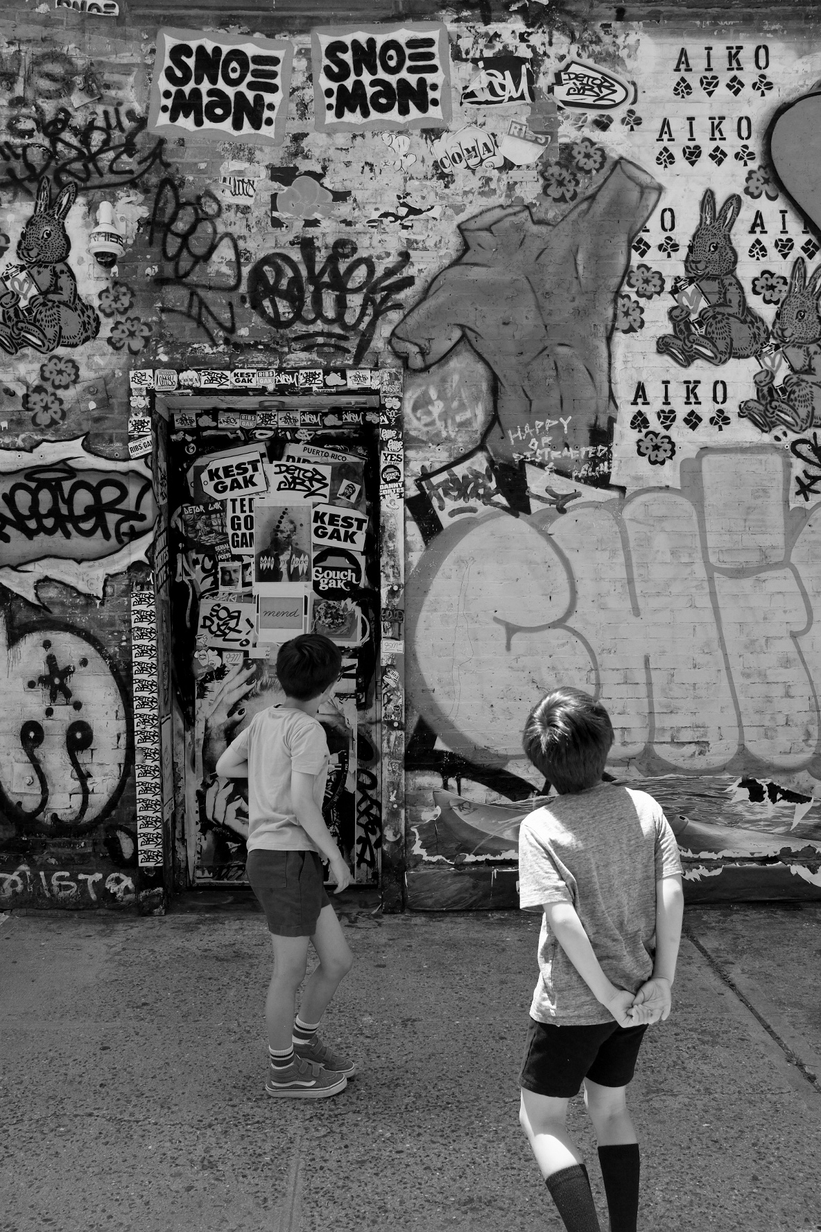 Lehmann Maupin - OSGEMEOS & Barry McGee