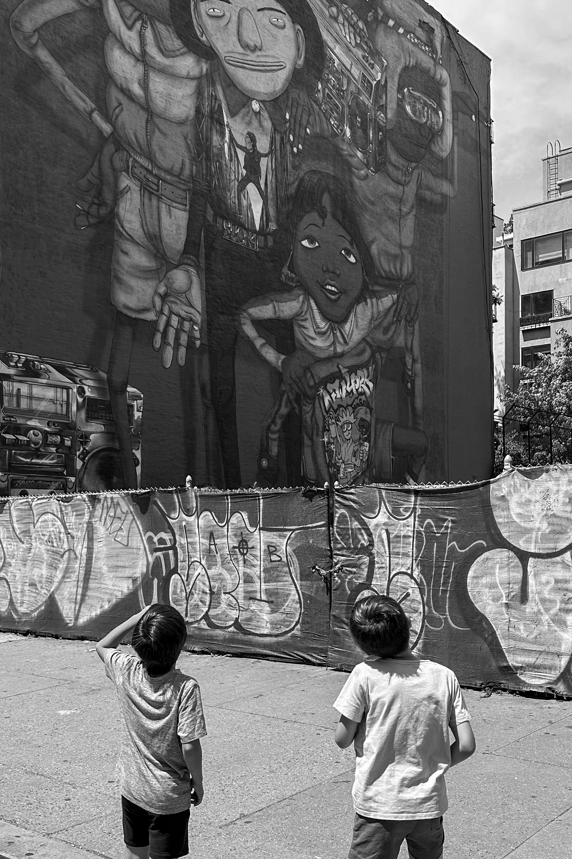 Lehmann Maupin - OSGEMEOS & Barry McGee